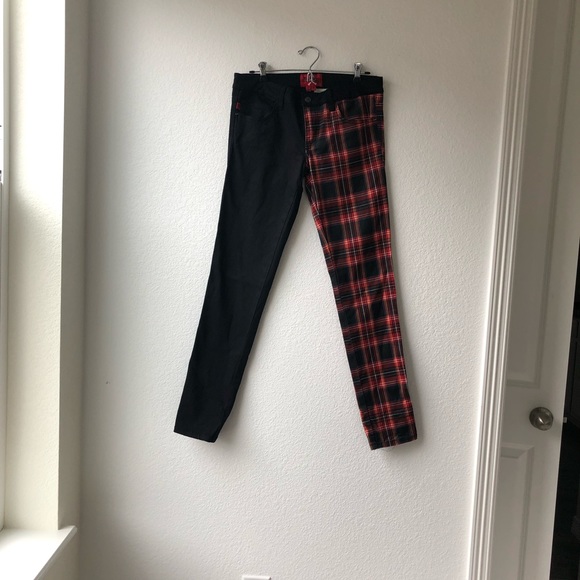 Royal Bones Plaid/Black Jeans - Picture 4 of 7